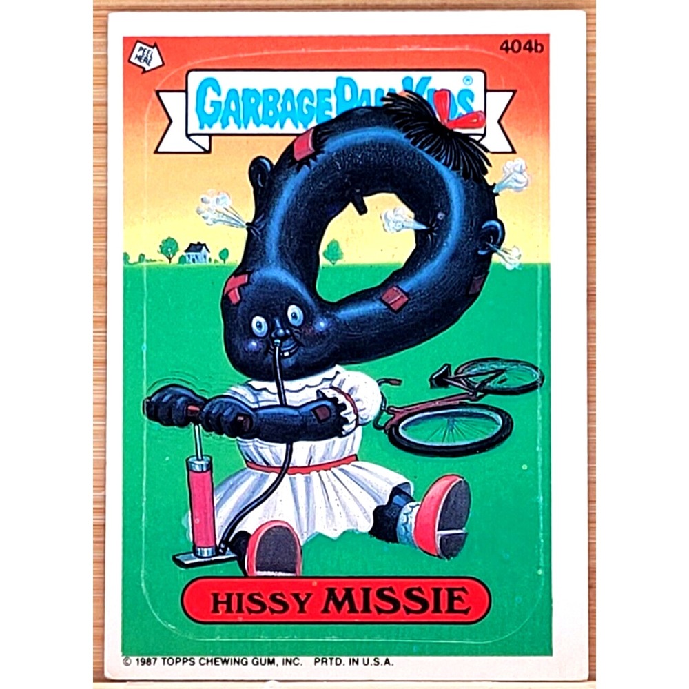 1987 TOPPS GARBAGE PAIL KIDS HISSY MISSIE 404B MULTIPLE WHITE DOTS ERROR